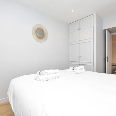 Chic - 2br-6p - Gare Du Nord Apartment Paris