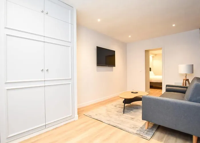 Апартаменты Chic - 2br-6p - Gare Du Nord