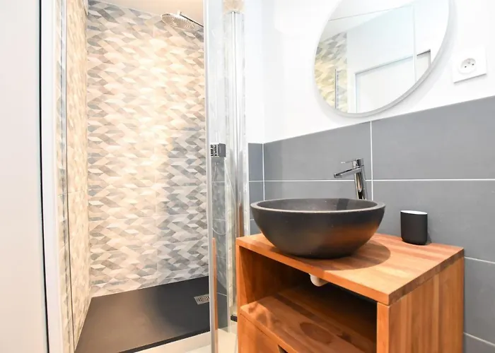 Chic - 2br-6p - Gare Du Nord Апартаменты *