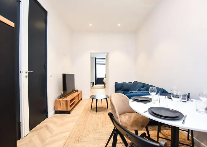 Chic - 2br-6p - Gare Du Nord Апартаменты *
