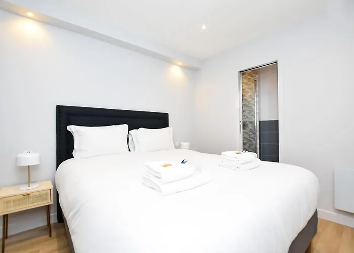 Chic - 2br-6p - Gare Du Nord Апартаменты Париж